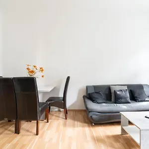 hotellátogatás