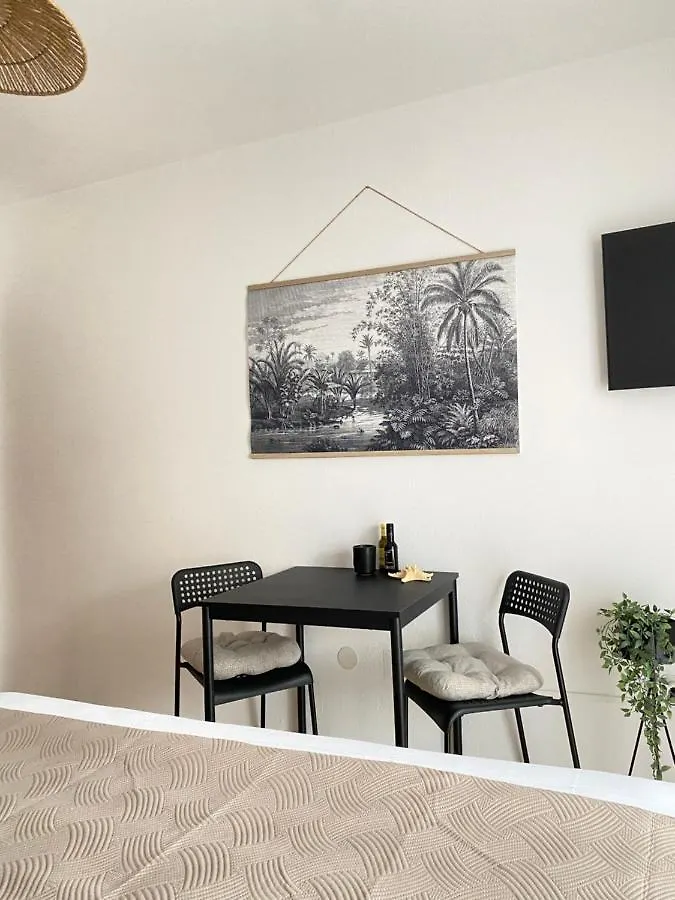 Studio Apartments M&N Traù